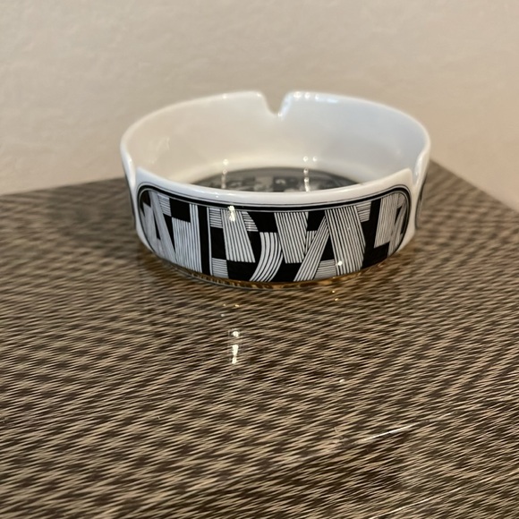 SZASZ HOLLOHAZA PORELAIN ASHTRAY-ENDRE SZASZ-SIGNED-HUNGARY - Picture 3 of 4